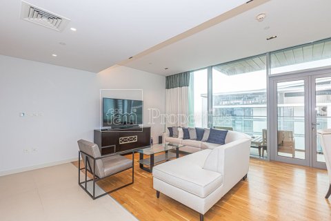 Apartment in Dubai 3 bedrooms, 191.4 sq.m. № 123890 - photo 3