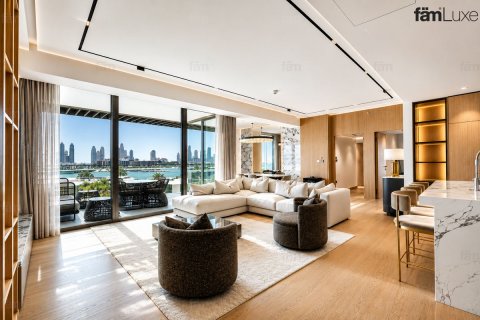 Apartment in Dubai 2 bedrooms, 179.5 sq.m. № 123887