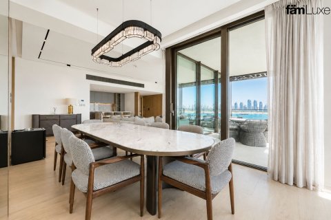 Apartment in Dubai 2 bedrooms, 179.5 sq.m. № 123887 - photo 3