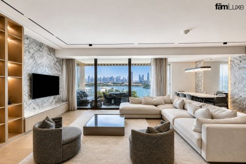 Apartment in Dubai 2 bedrooms, 179.5 sq.m. № 123887 - photo 29