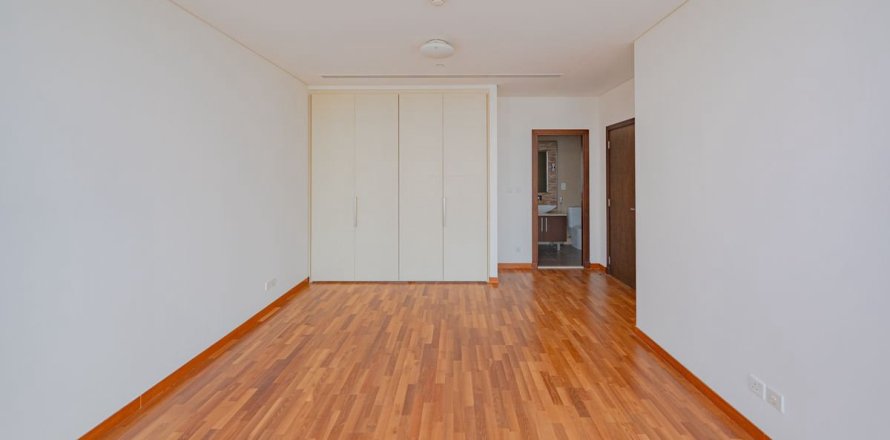 Apartment in DIFC, Dubai 3 bedrooms, 190.5 sq.m. № 123891