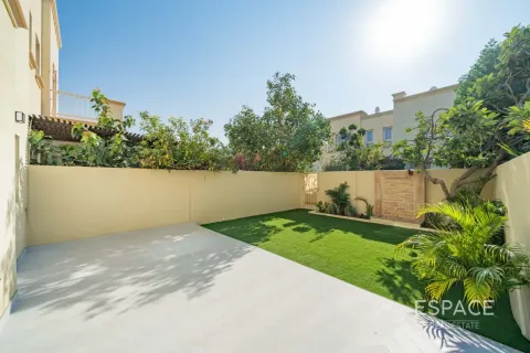 Villa in The Springs, Dubai 3 bedrooms, 153 sq.m. № 122606 - photo 17