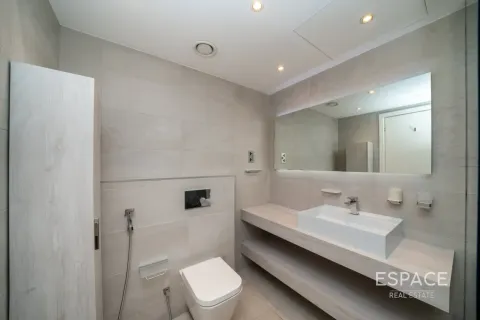 Villa in Meadows, Dubai 5 bedrooms, 353 sq.m. № 122605 - photo 14