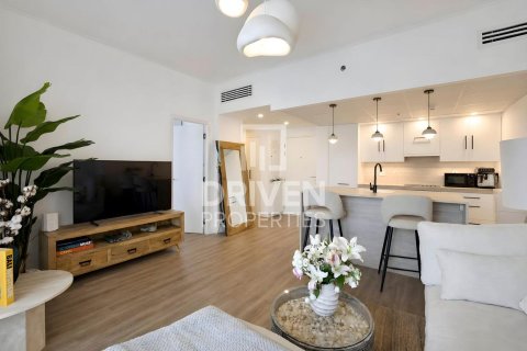 Apartment in Burj Views, Downtown Dubai (Downtown Burj Dubai), Dubai studio, 60.76 sq.m. № 135870 - photo 6