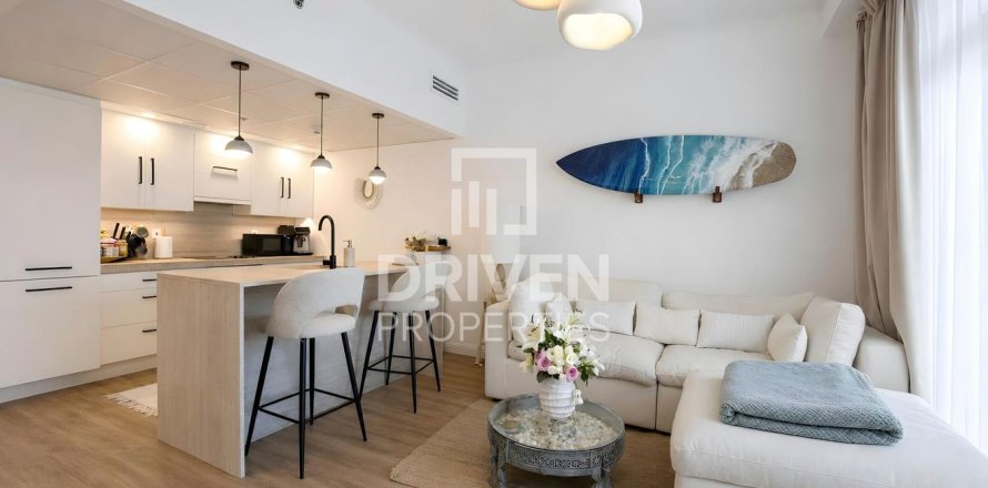 Apartment in Burj Views, Downtown Dubai (Downtown Burj Dubai), Dubai studio, 60.76 sq.m. № 135870