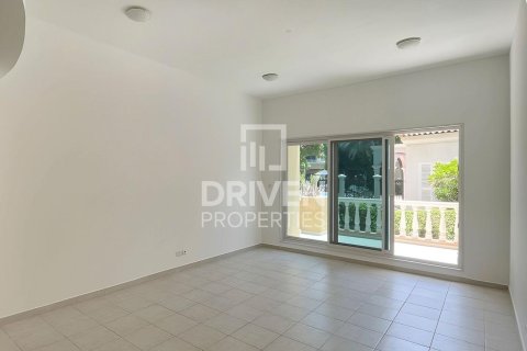 Appartement à Dubai Investment Park, Dubai, 1 chambre, 99.41 m², № 135869 - photo 3