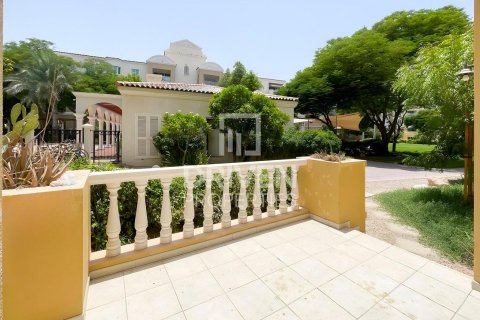 Appartement à Dubai Investment Park, Dubai, 1 chambre, 99.41 m², № 135869 - photo 9