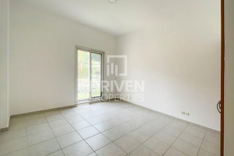 Appartement à Dubai Investment Park, Dubai, 1 chambre, 99.41 m², № 135869 - photo 6