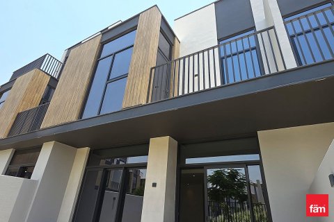 Adosado en Dubai, 3 dormitorios, 171.2 m², № 89410