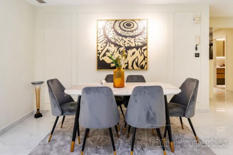 Снять в аренду квартиру в Дубае: 2 спальни, 120.3м², № 89423 - фото 9