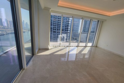 Apartamento en EMAAR Beachfront, Dubai Harbour, Dubai, 3 dormitorios, 178 m², № 16119 - foto 8