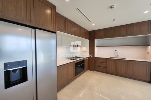 Apartamento en EMAAR Beachfront, Dubai Harbour, Dubai, 3 dormitorios, 178 m², № 16119 - foto 3
