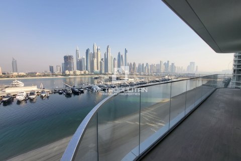 Apartamento en EMAAR Beachfront, Dubai Harbour, Dubai, 2 dormitorios, 111 m², № 16118 - foto 1