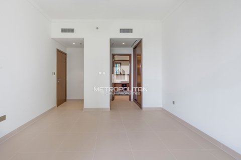 Appartement à EMAAR Beachfront, Dubai Harbour, Dubai, 2 chambres, 124 m², № 16116 - photo 10
