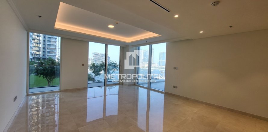 Apartamento en EMAAR Beachfront, Dubai Harbour, Dubai, 2 dormitorios, 124 m², № 16116