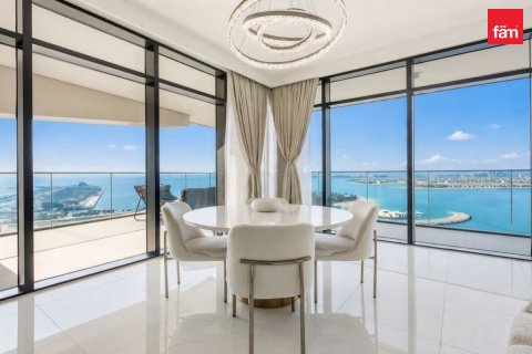 Appartement à Dubai Harbour, Dubai, 3 chambres, 197.9 m², № 118737