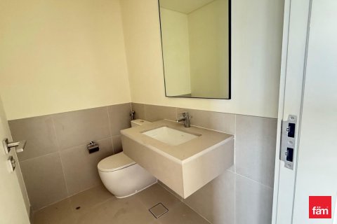 فيلا في دبي 3 غرف نوم, 152.1 م² رقم 77072 - صورة 17