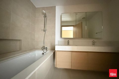 Appartement à Dubai, 2 chambres, 104.7 m², № 112483 - photo 7