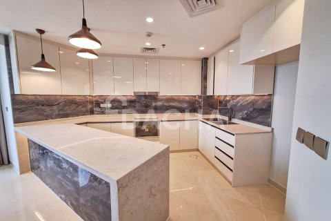 Квартира в Бизнес-Бэе, Дубай, 2 спальни, 137м², № 105478