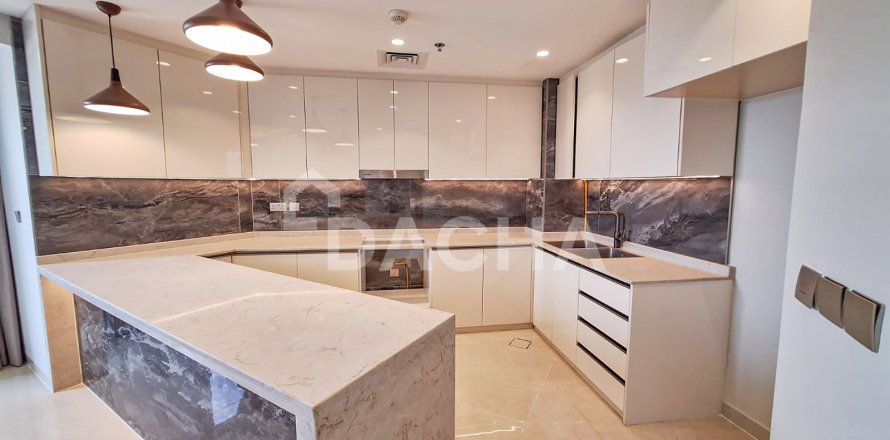 Apartamento en Business Bay, Dubai, 2 dormitorios, 137 m², № 105478