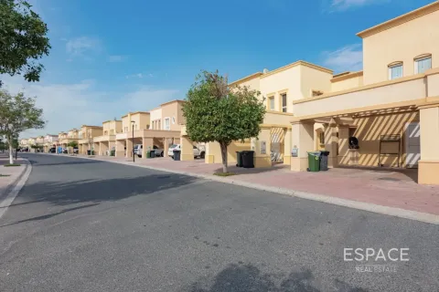 Villa in Springs 4, The Springs, Dubai 2 bedrooms, 153 sq.m. № 122456 - photo 2