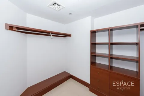 Appartement à Palm Jumeirah, Dubai, 1 chambre, 120 m², № 122458 - photo 11