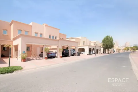 Villa en The Lakes, Dubai, 3 dormitorios, 237 m², № 122453 - foto 9