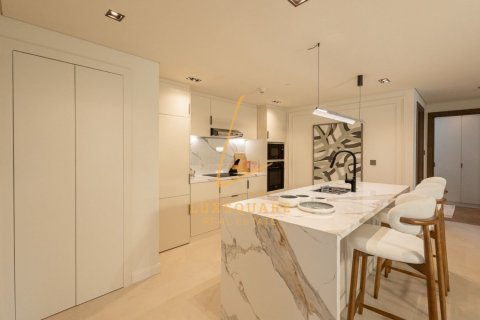 Apartamento en Downtown Dubai (Downtown Burj Dubai), Dubai, 1 dormitorio, 115 m², № 125059 - foto 12