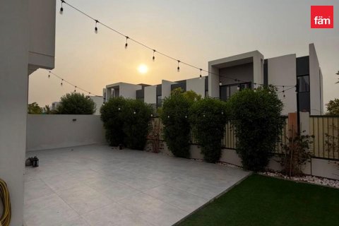 Villa à Dubai, 4 chambres, 376 m², № 124255 - photo 9