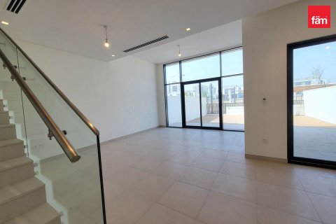 Townhouse in Al Furjan, Dubai 4 bedrooms, 335.9 sq.m. № 23685 - photo 4