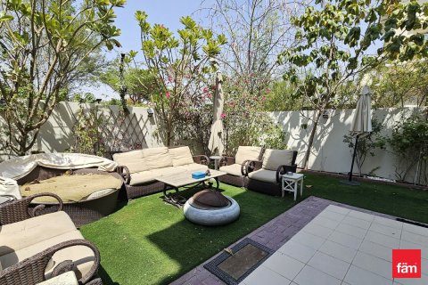Adosado en Reem, Dubai, 3 dormitorios, 299.1 m², № 23673 - foto 13