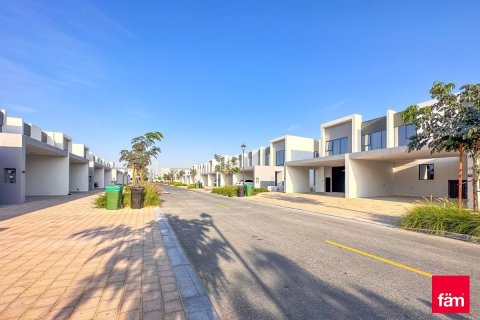 Villa à Dubai, 4 chambres, 264.8 m², № 6092 - photo 4