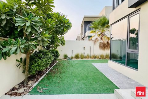 Townhouse in Dubai Hills Estate, Dubai 4 bedrooms, 277.4 sq.m. № 92149 - photo 6