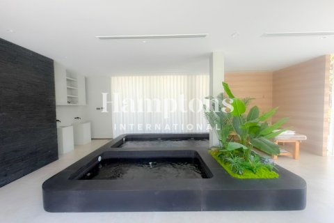 Villa in Al Barari Villas, Al Barari, Dubai 5 bedrooms, 1249.91696200 sq.m. № 112121 - photo 12