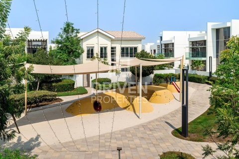 Villa in District One, Mohammed Bin Rashid City, Dubai 4 bedrooms, 725.94 sq.m. № 136992 - photo 26
