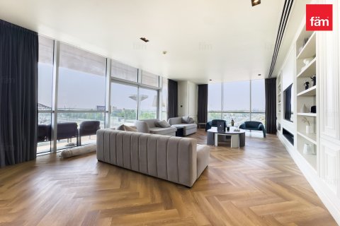 Appartement à City Walk, Dubai, 3 chambres, 264.2 m², № 123299 - photo 2