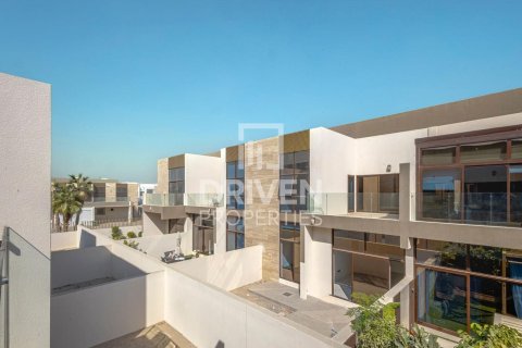 Villa in District 11, Mohammed Bin Rashid City, Dubai 4 bedrooms, 293.85 sq.m. № 134411 - photo 6