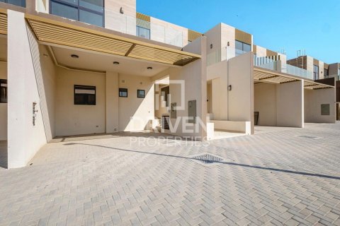 Villa in District 11, Mohammed Bin Rashid City, Dubai 4 bedrooms, 293.85 sq.m. № 134411 - photo 4
