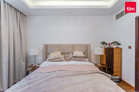 Townhouse in Dubai 3 bedrooms, 422.9 sq.m. № 47198 - photo 5