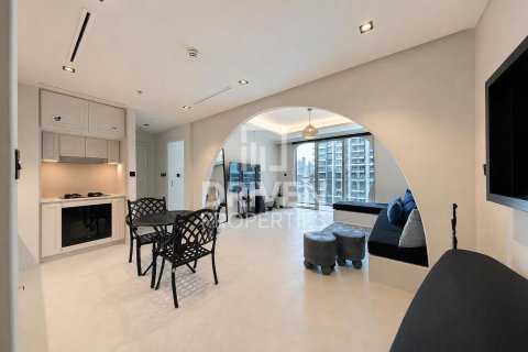 Квартира в EMAAR Beachfront, Dubai Harbour, Дубай, 1 спальня, 79.25м², № 128166
