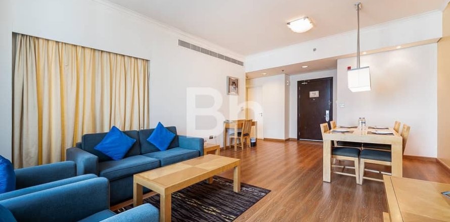Apartment in Jumeirah Lake Towers, Dubai 1 bedroom, 101 sq.m. № 23275