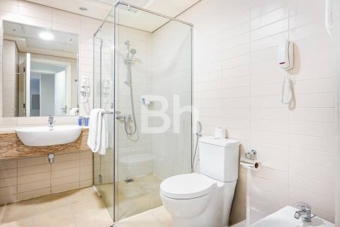 Apartment in Jumeirah Lake Towers, Dubai 1 bedroom, 101 sq.m. № 23275 - photo 9