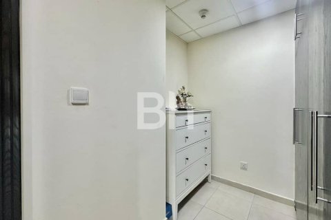 Appartement à Jumeirah Lake Towers, Dubai, 2 chambres, 109 m², № 23273 - photo 3