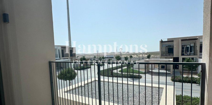 Вилла в Dubai South (Dubai World Central), Дубай, 4 спальни, 354.52м², № 92958