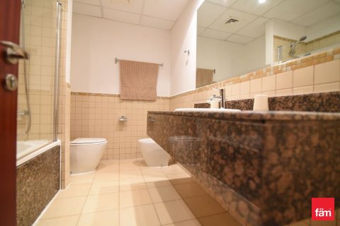 Apartamento en Dubai, 1 dormitorio, 102.7 m², № 43049 - foto 13
