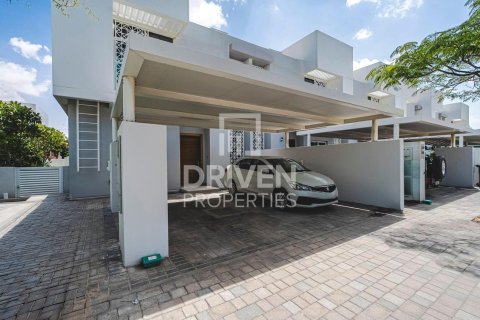 Maison de ville à Arabella Townhouses, Mudon, Dubai, 3 chambres, 263.94 m², № 129432 - photo 18