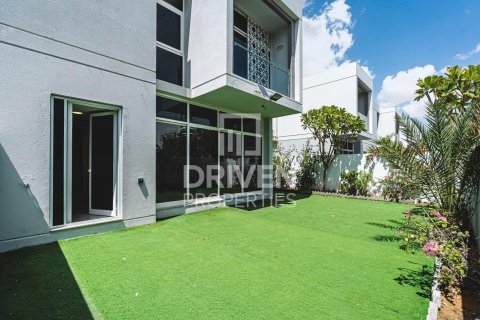Maison de ville à Arabella Townhouses, Mudon, Dubai, 3 chambres, 263.94 m², № 129432 - photo 4