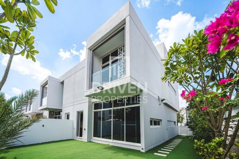 Maison de ville à Arabella Townhouses, Mudon, Dubai, 3 chambres, 263.94 m², № 129432