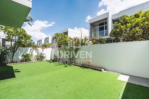 Maison de ville à Arabella Townhouses, Mudon, Dubai, 3 chambres, 263.94 m², № 129432 - photo 5