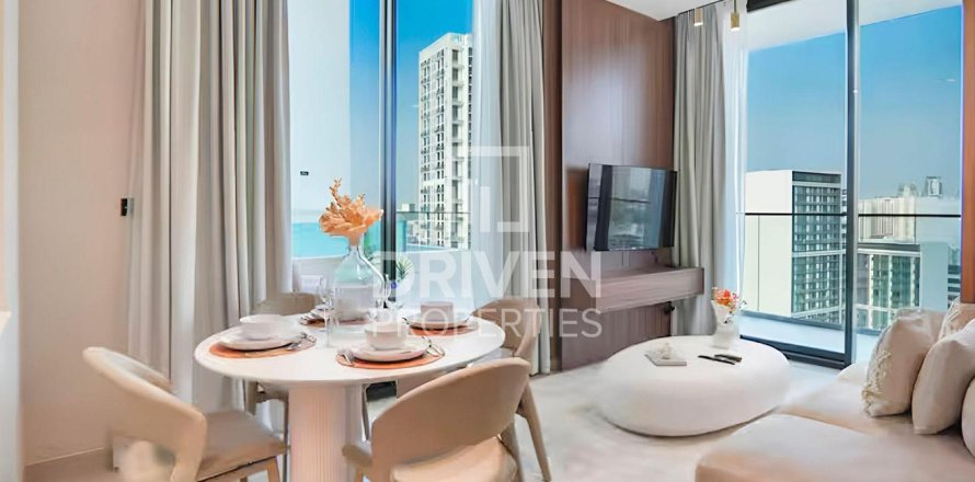 Apartment in District 15, Jumeirah Village Circle, Dubai 2 bedrooms, 159.79 sq.m. № 129433